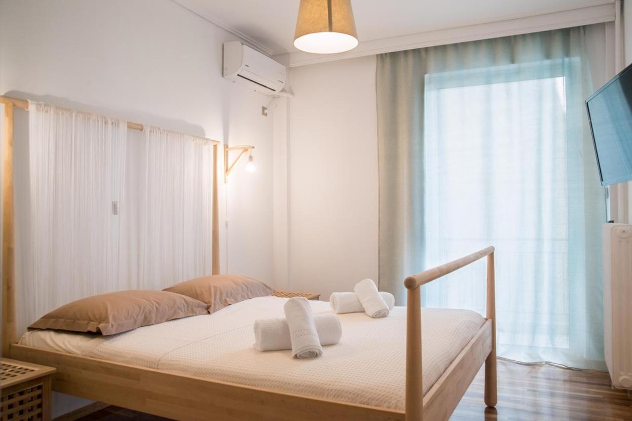 Cozy Apartment In Central Athens - Sleeps 5 Exterior foto